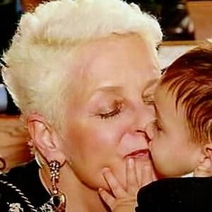 Meet your Posher, Marion